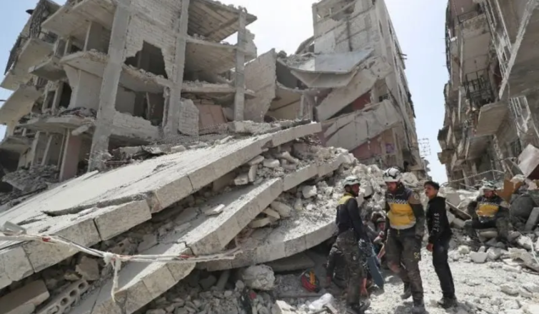 Civilian Casualties Mount as Russian Airstrikes Target Aleppo in Ongoing Conflict