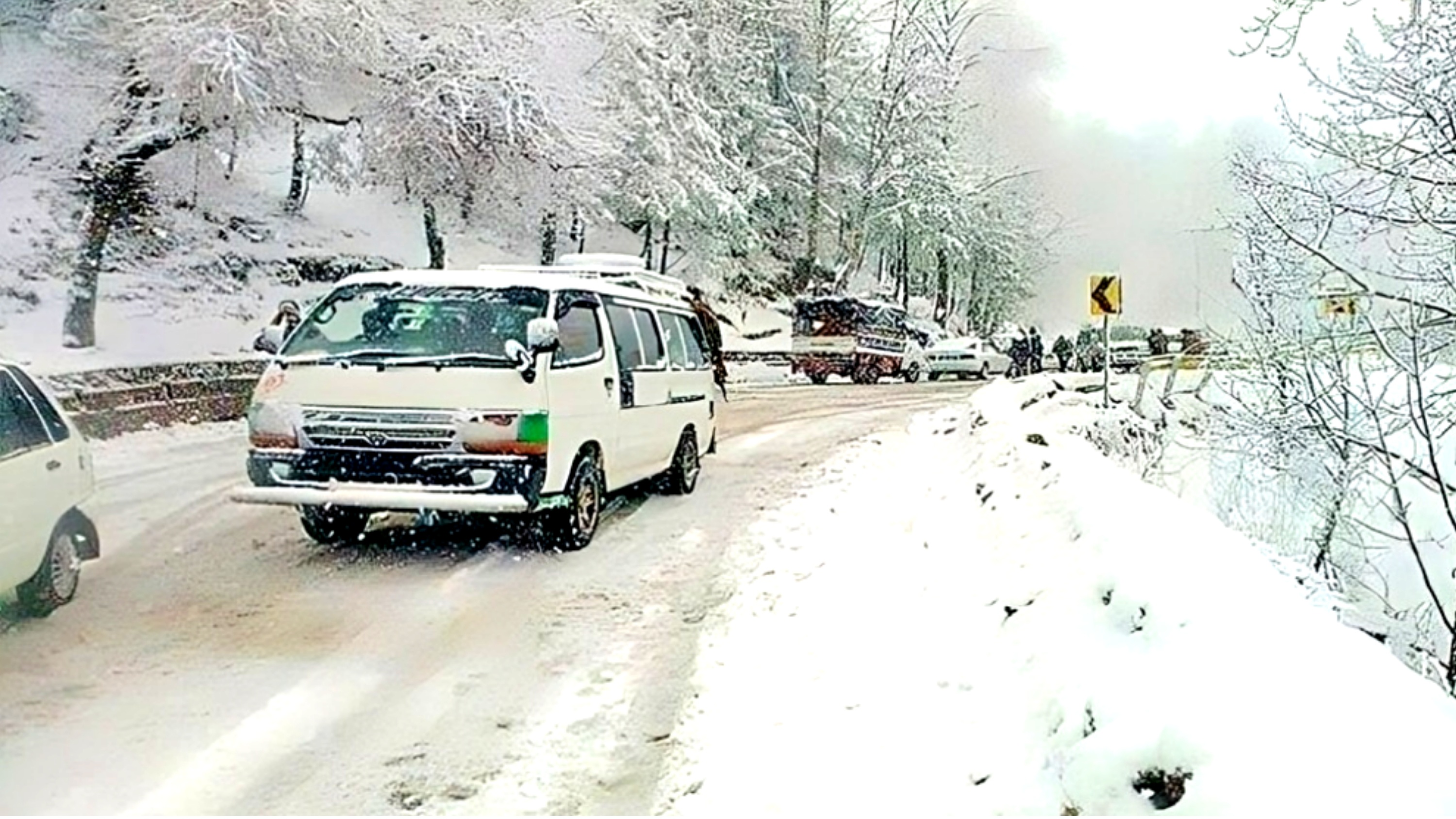 NEOC Issues Weather Advisory for Rain, Snow, and Thunderstorms Across Pakistan