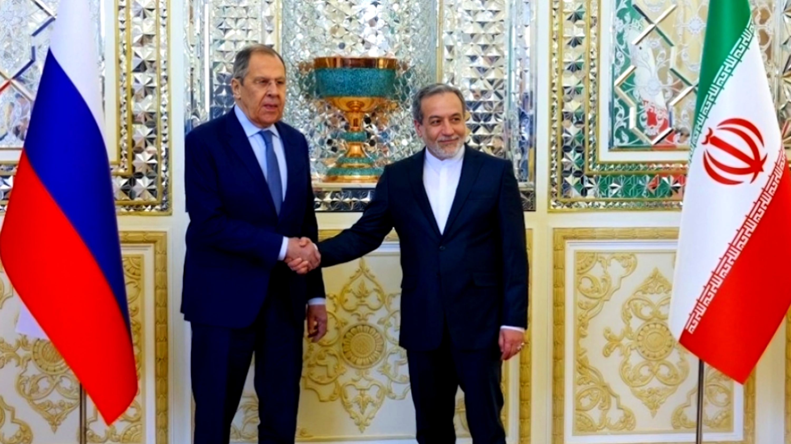 Afghanistan Seeks Stronger Ties with Russia and Iran Amid Regional Discussions