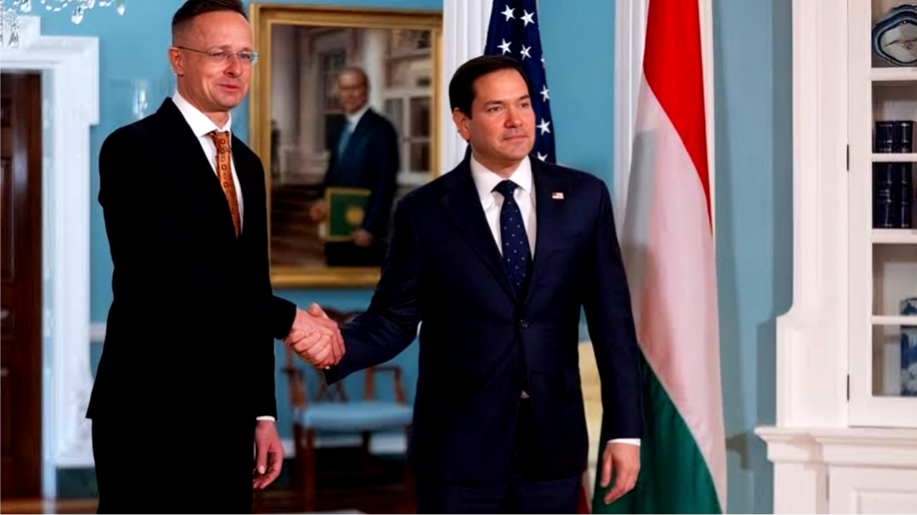 Hungarian FM Meets US Secretary of State Amid Ukraine War Discussions