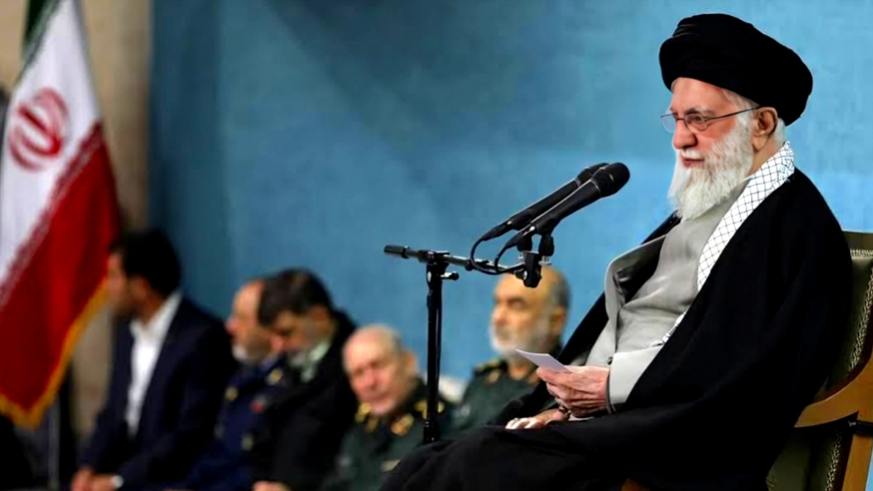 Ayatollah Khamenei Slams "Stubborn Governments" for Pushing Talks, Criticizes European Powers
