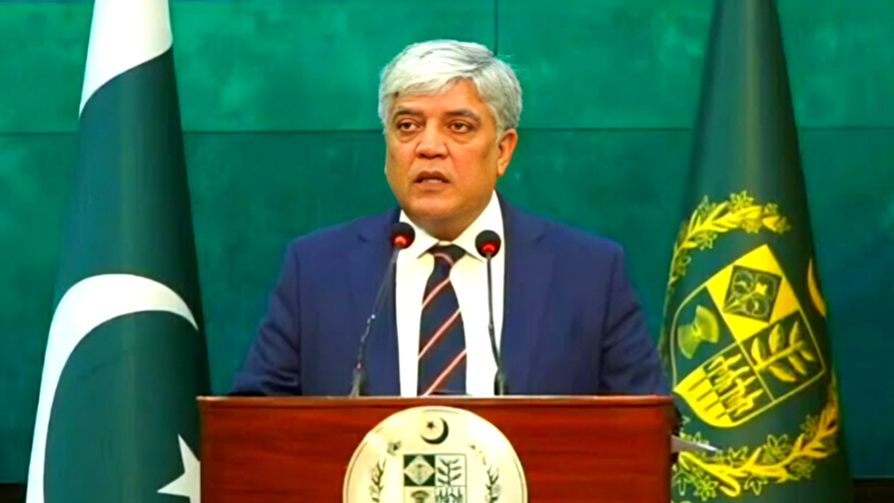 Pakistan Strongly Condemns Israeli Airstrikes on Gaza, Calls It a Violation of Ceasefire