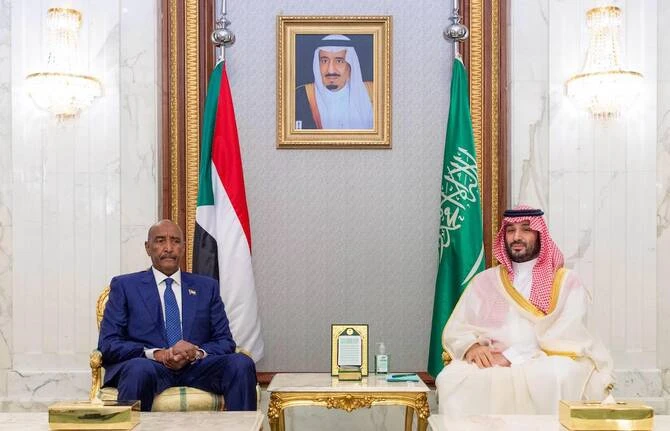Sudan’s Leader Meets Saudi Crown Prince in Makkah for Key Talks