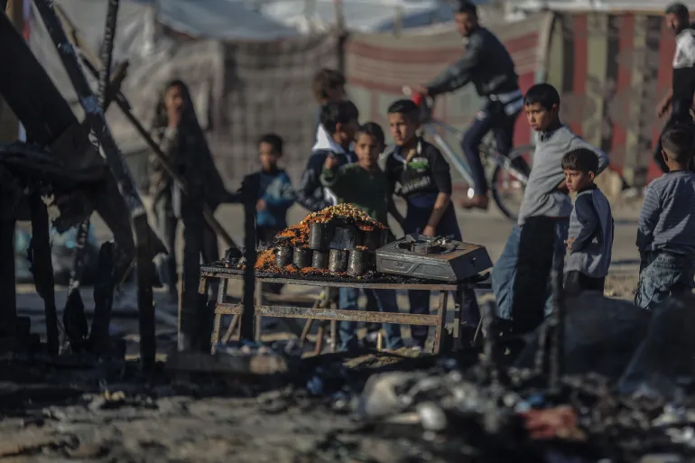 UNRWA Says Half a Million Palestinians Displaced in Gaza