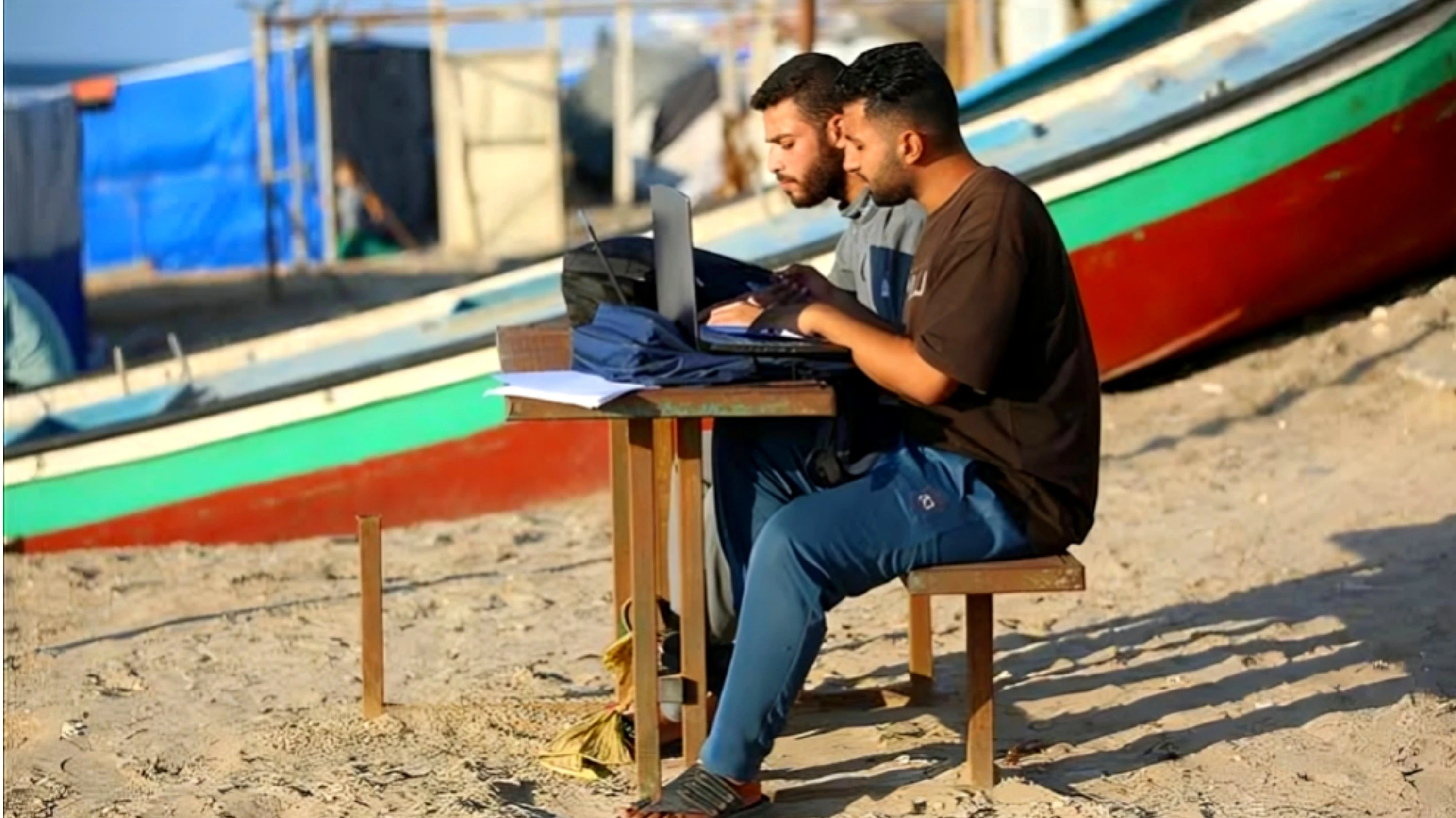 Over 1.2 Million Palestinian Students Benefit from Jordan’s E-Learning Platform