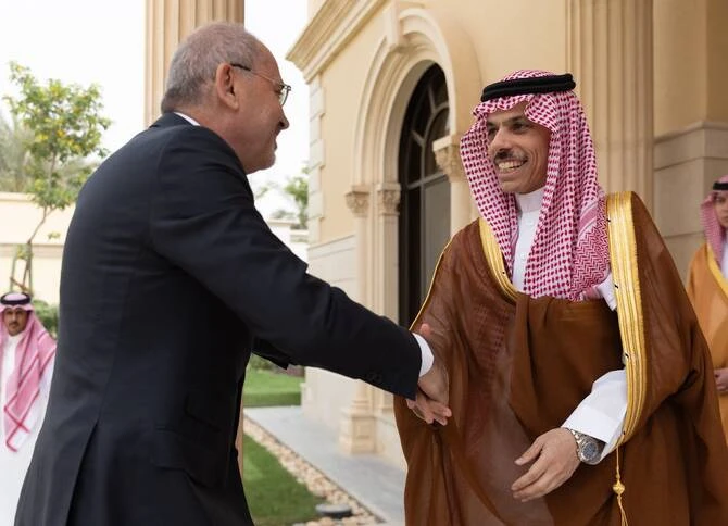 Saudi FM Discusses Gaza Situation with Jordanian Counterpart