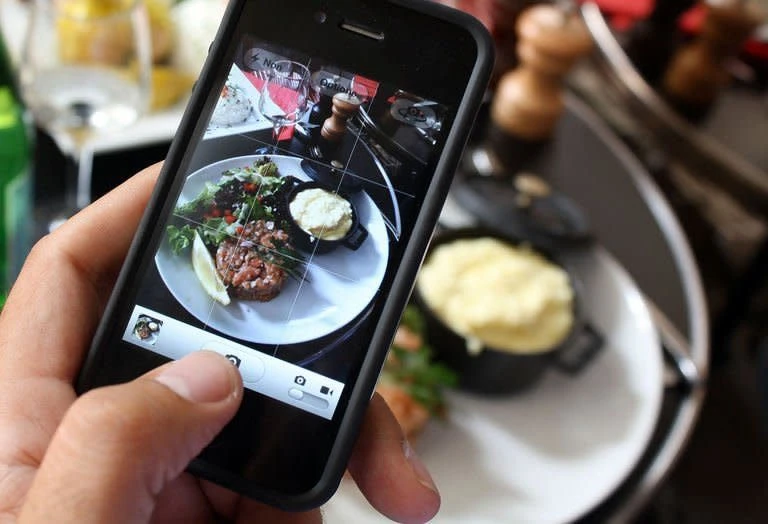 Top french chefs embrace ai to revolutionize creative cooking