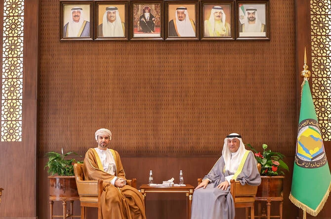 GCC chief receives new Omani ambassador to Saudi Arabia in Riyadh