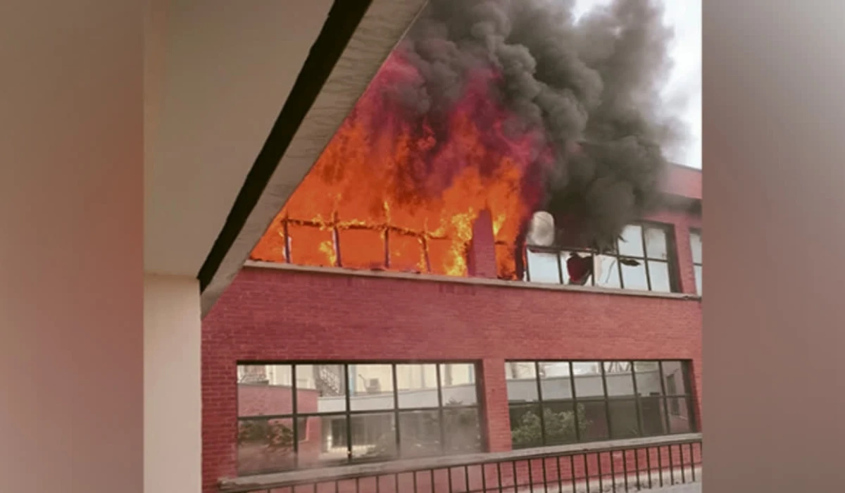 Fire Breaks Out in Delhi's Sri Guru Gobind Singh College of Commerce