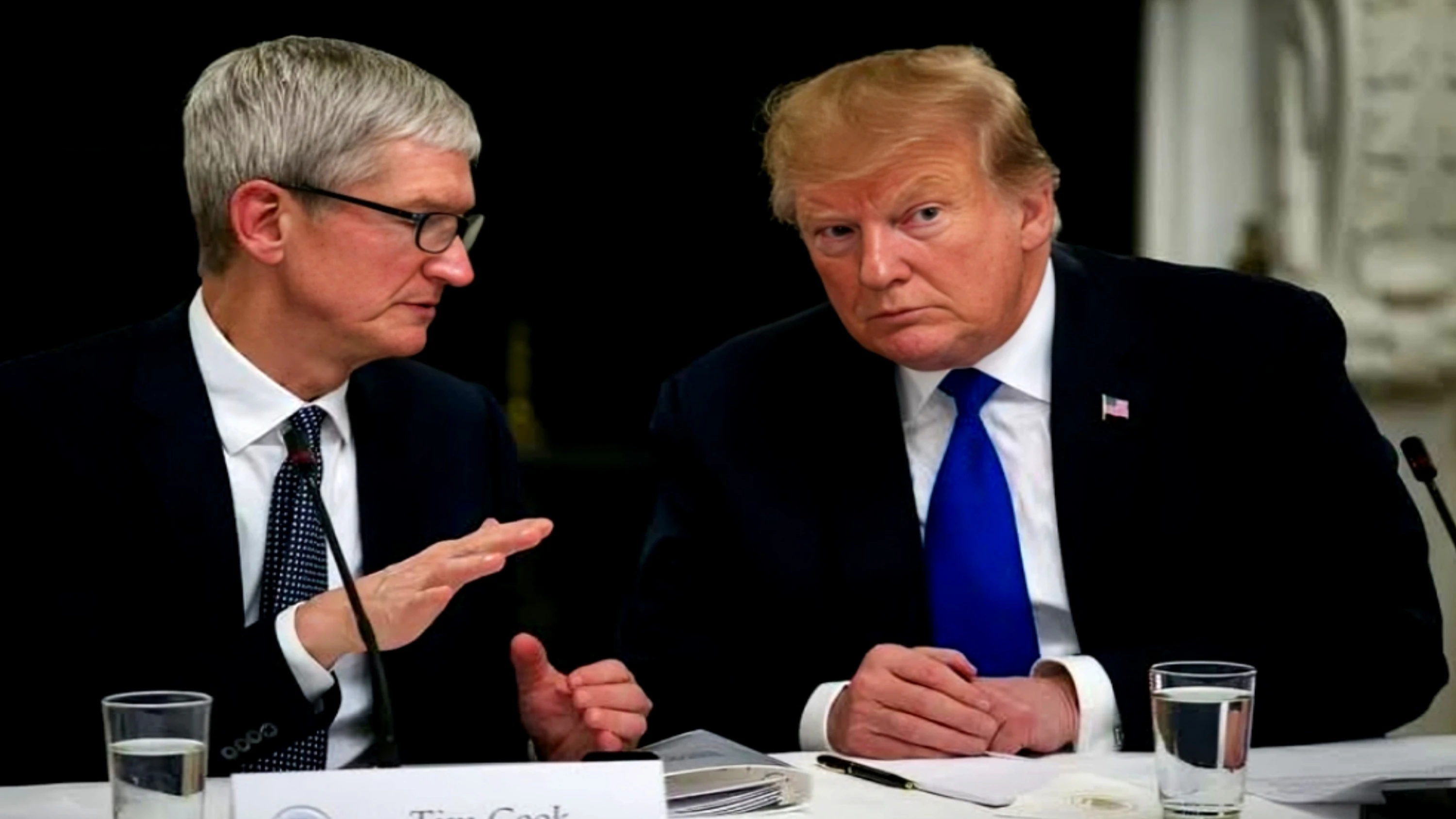 Trump urges apple to halt iphone production in india