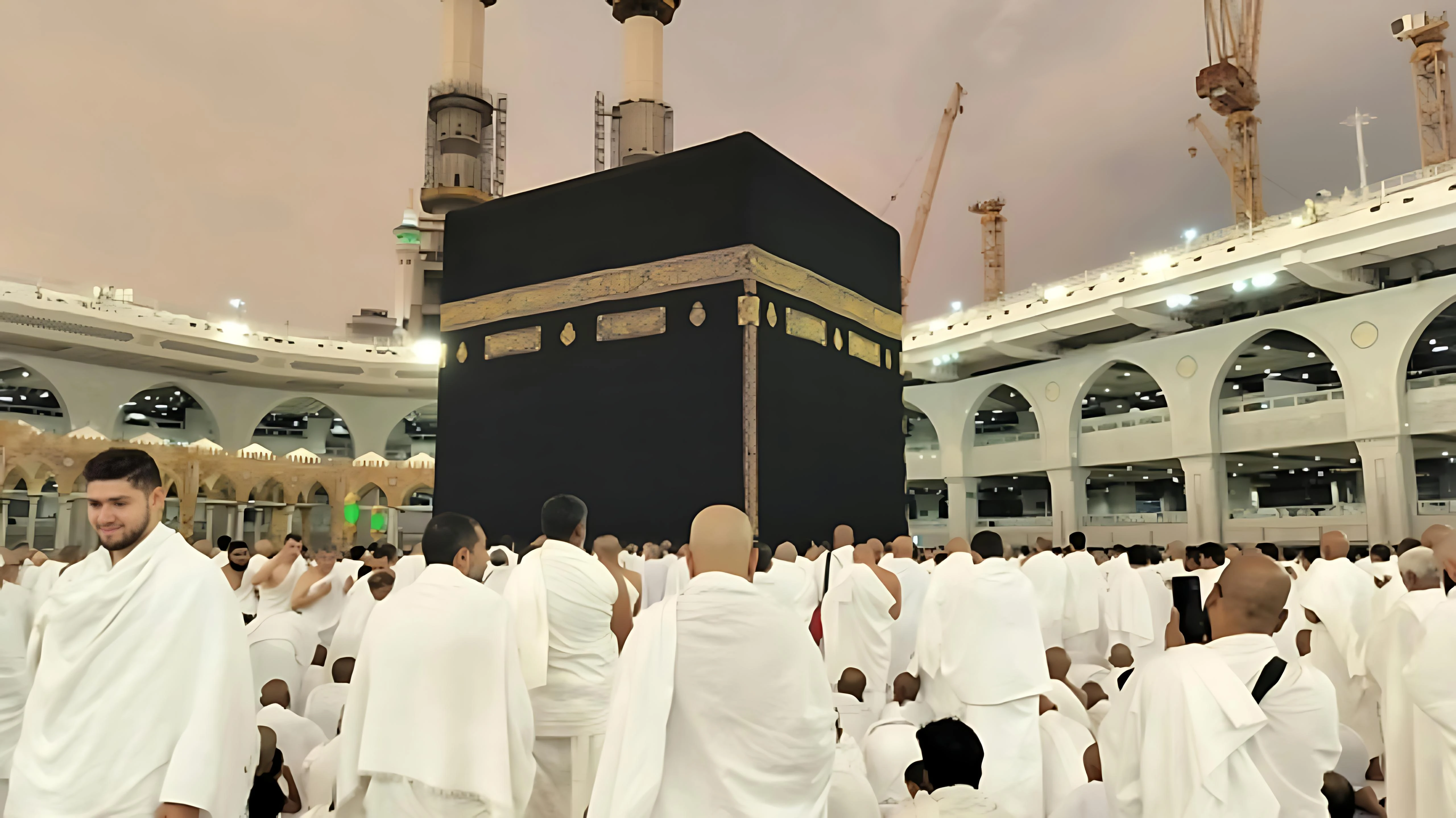 Hajj 2025 and Eid-ul-Adha Dates Confirmed as Mecca Welcomes Nearly a Million Pilgrims