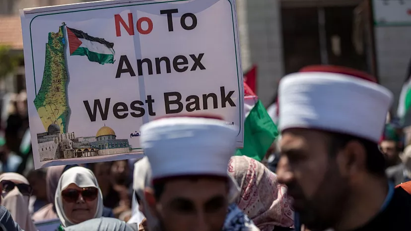 Israel Approves 22 New Illegal Settlements in West Bank as Palestinian Pressure Deepens