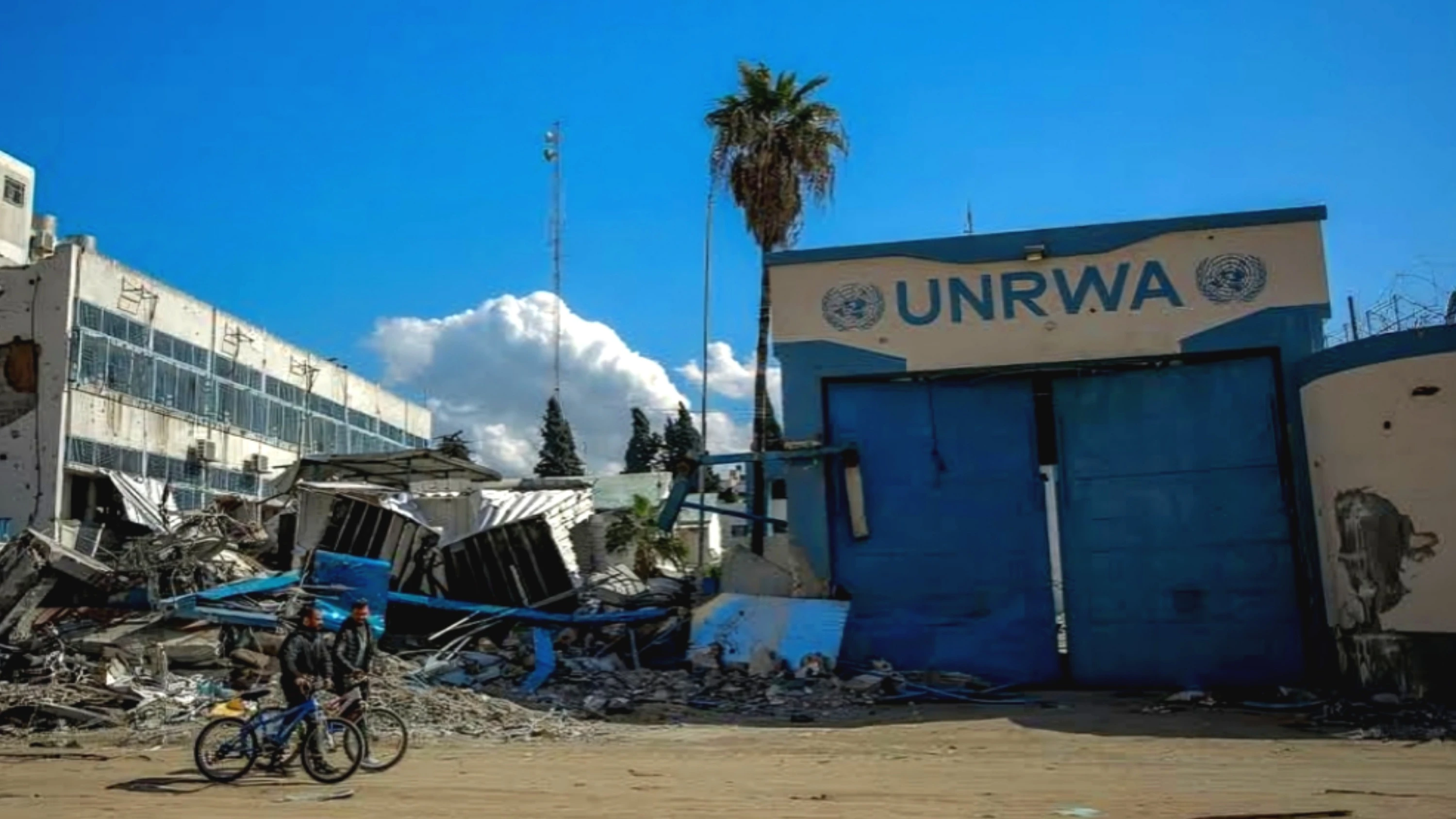 UNRWA Says Aid for 200,000 Gazans Stuck in Amman as Israeli Blockade Continues