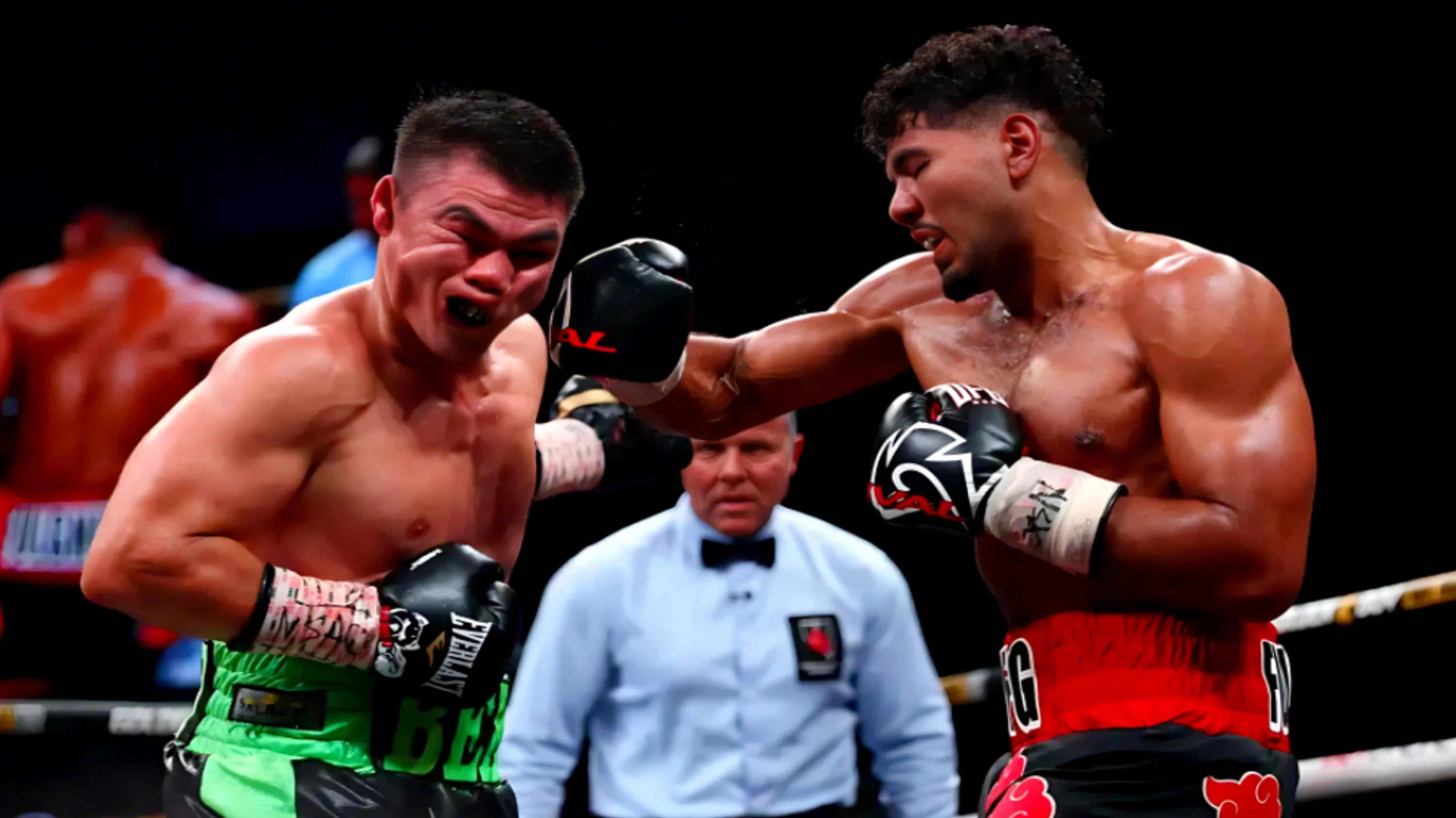 Melikuziev Drops Fulghum, Wins Tight Vegas Decision Battle