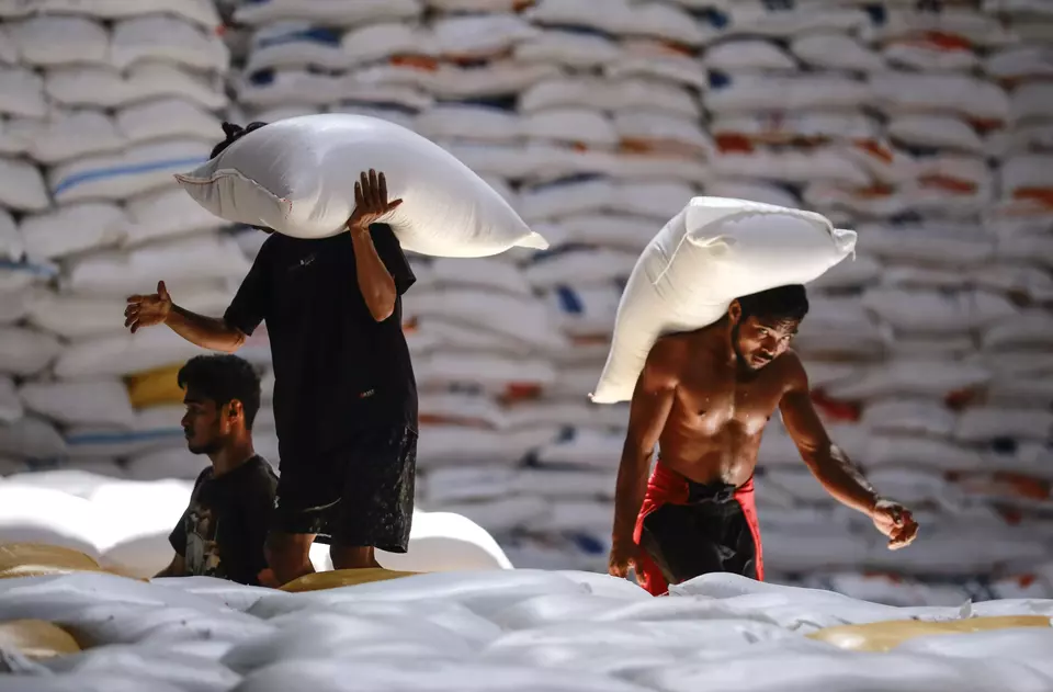 Indonesia to deliver 10,000 tons of rice to palestine in major humanitarian aid effort