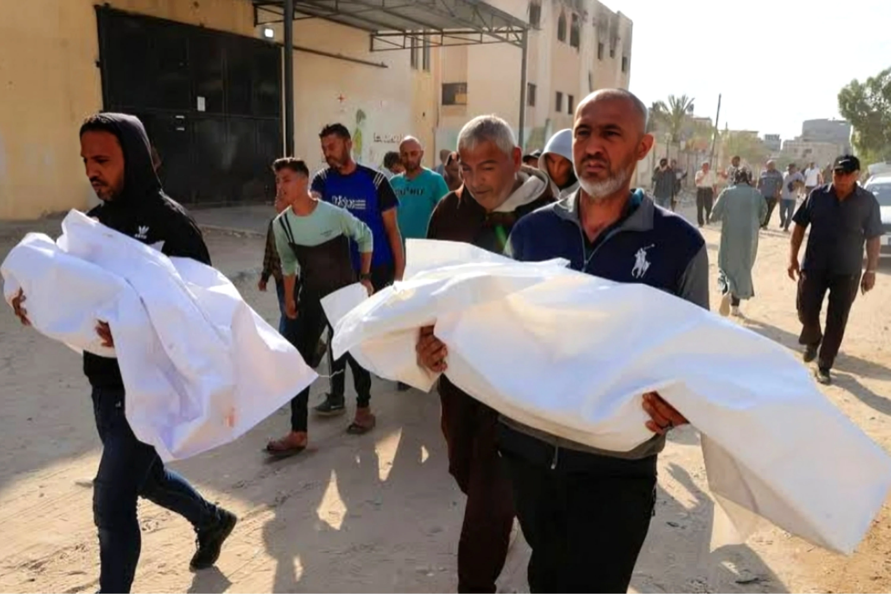 Israeli Tank Shells Kill 59 in Gaza Aid Crowd as Desperation Grows