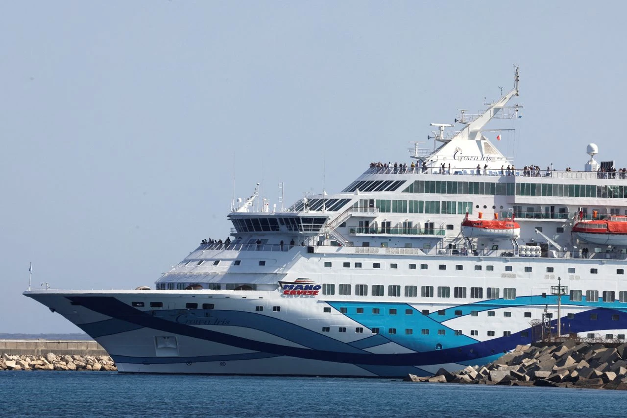 First rescue ship returns 2,000 israelis as airspace remains closed amid iran conflict