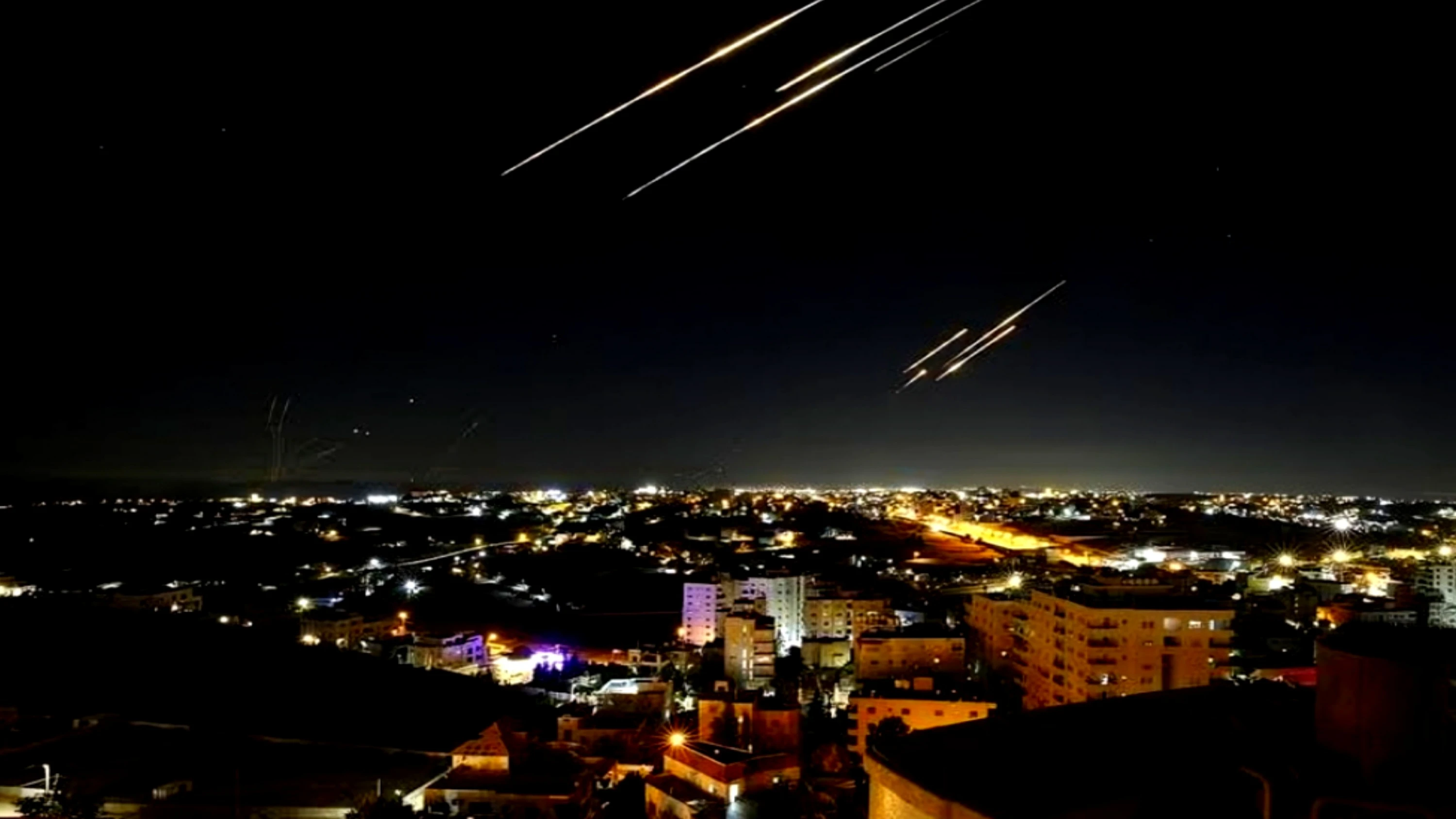 Iran and israel trade new strikes amid escalating tensions over nuclear dispute
