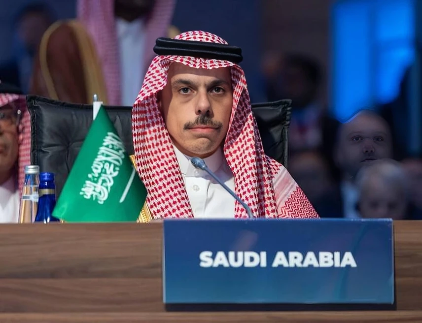 Saudi fm reaffirms support for palestine, condemns israeli strikes on iran at oic
