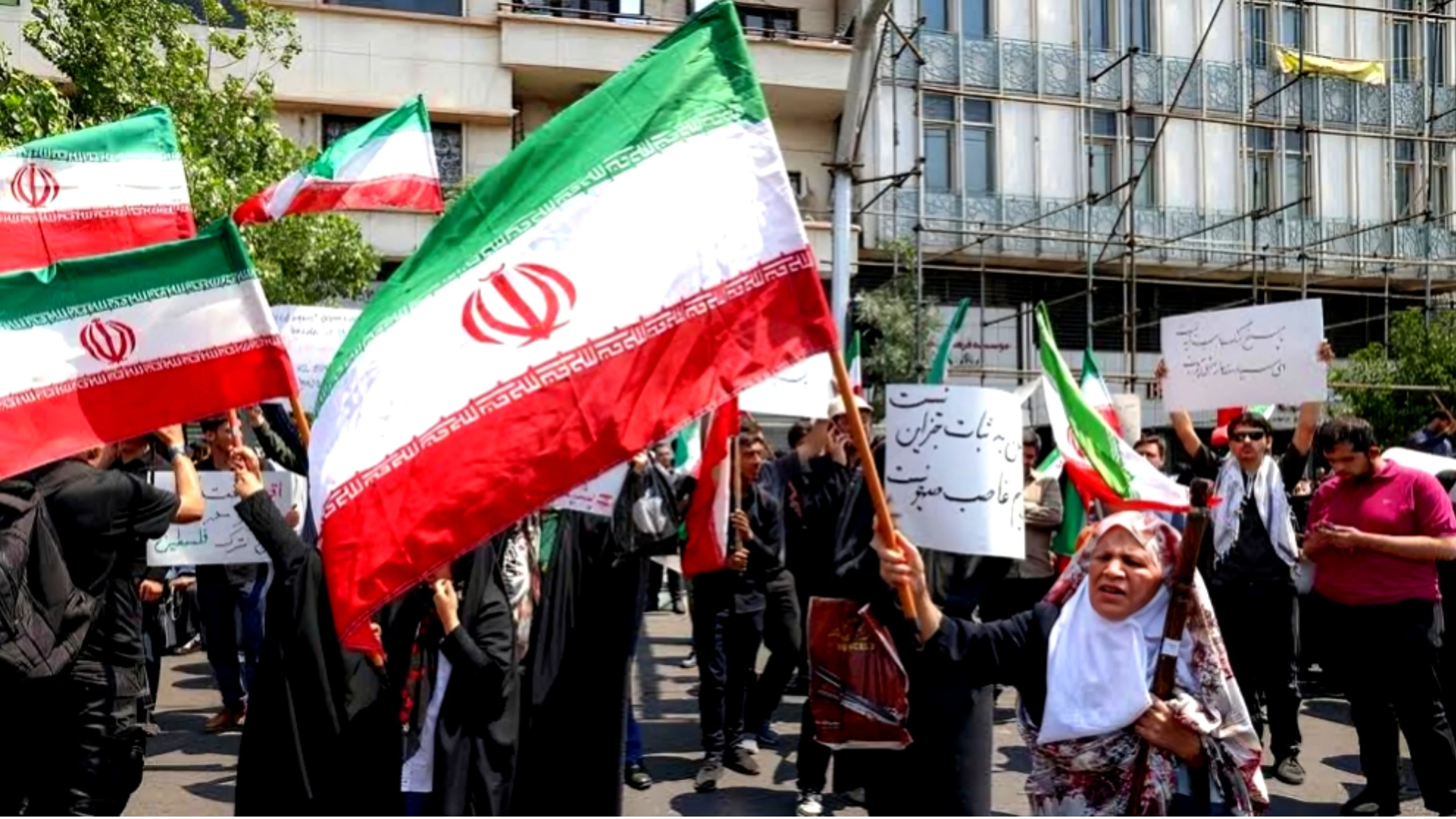Global alarm as u.s. strike on iran sparks fears of wider middle east conflict