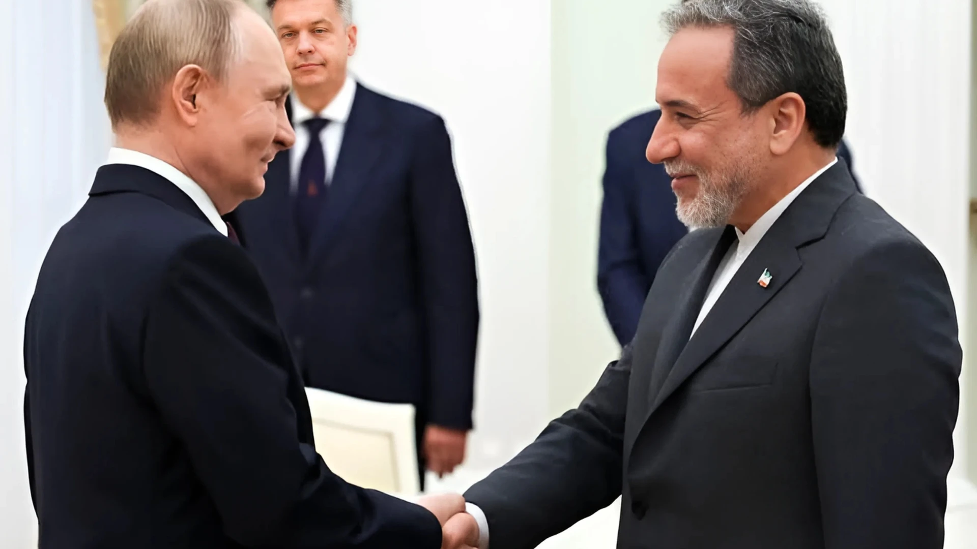 Putin Condemns U.S. Strikes on Iran, Warns of Escalating Global Danger