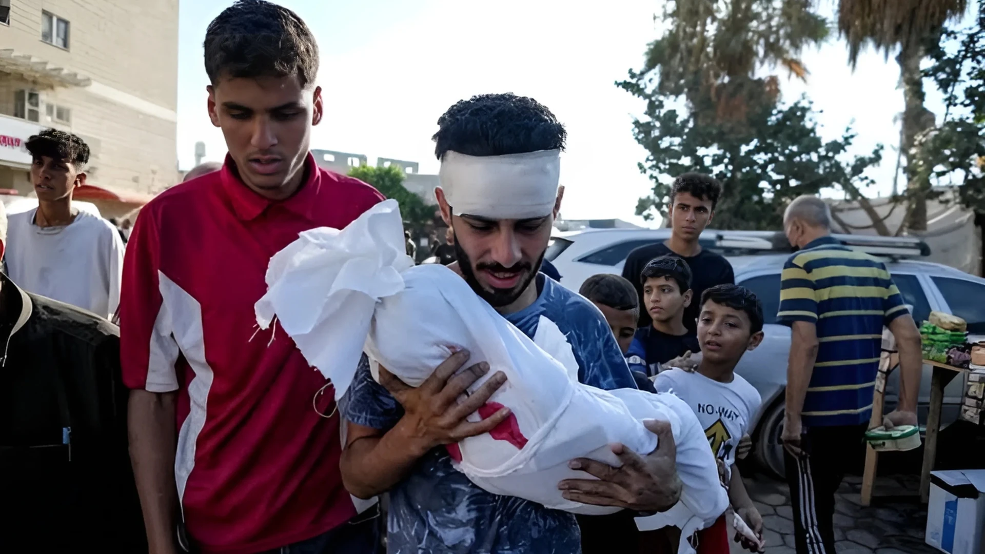 Israeli Attacks Kill 56 in Gaza as Mediators Push for Renewed Ceasefire Talks