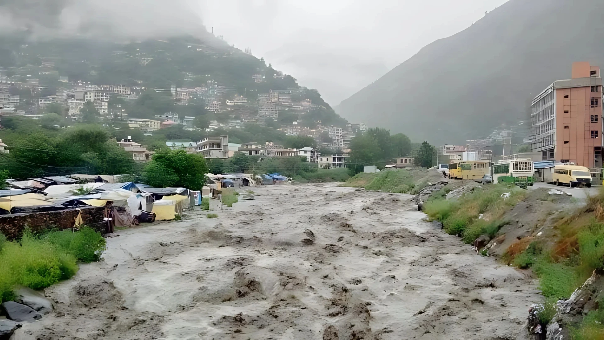 Heavy Rains Cause Devastating Floods Across Pakistan, Dozens Dead and Missing