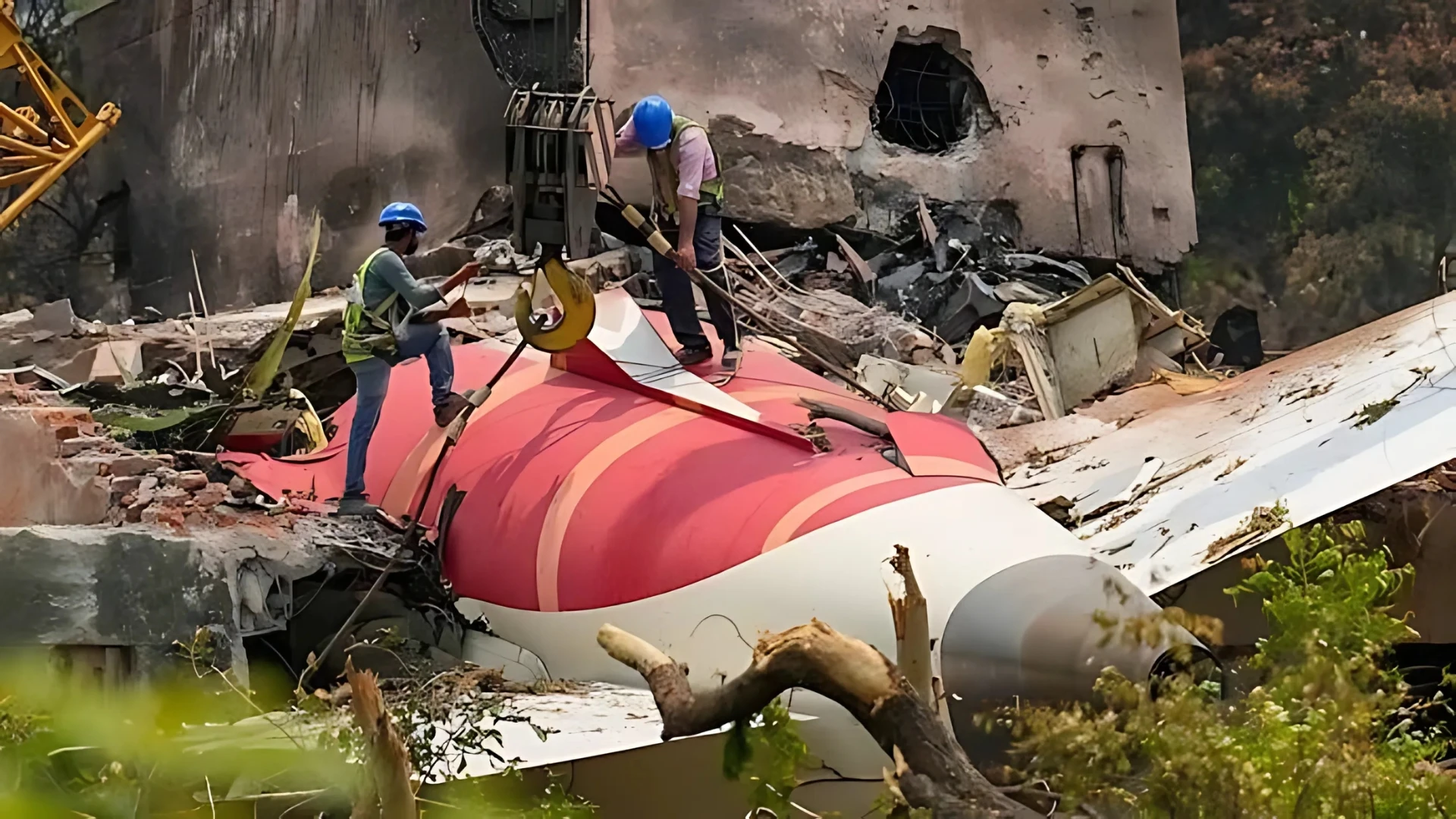 Air india flight 171 crash: probe explores possible sabotage among several theories