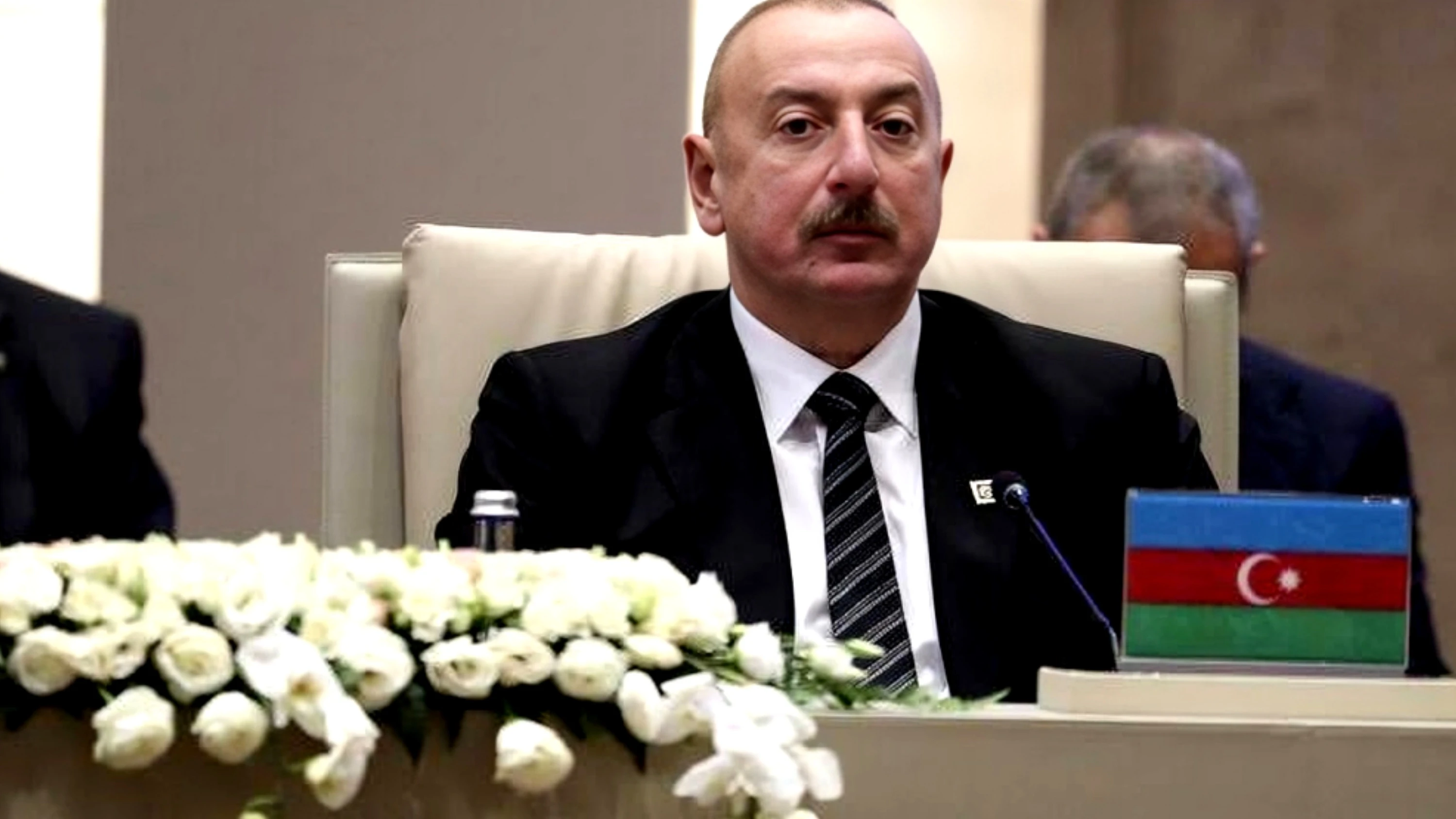 Tensions rises as azerbaijan detains russian state media journalists amid diplomatic row