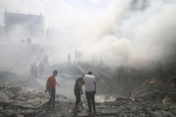 Heavy Rains Flood Gaza’s Displaced Camps Amid Intensified Israeli Strikes