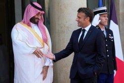 Saudi Crown Prince and French President Discuss Strengthening Ties