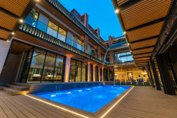 Dubai's Ultra-Luxury Real Estate Market Set for Growth in 2025