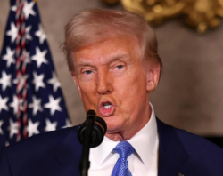 Trump Praises Saudi Crown Prince: Hosting Ukraine Peace Talks in Riyadh