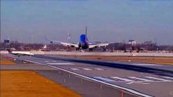 Near-Collision at Chicago Midway Airport Sparks Aviation Safety Concerns
