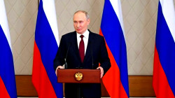 Kremlin Welcomes Potential U.S.-Led Ukraine Peace Talks, Citing Obstacles