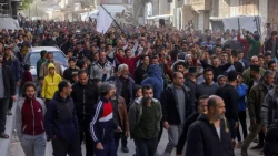 Hundreds of Palestinians Protest Against Hamas in Gaza