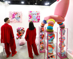 Unmissable things to do this weekend at World Art Dubai 2025