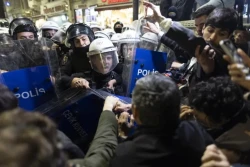 Istanbul Protesters Rally Against Gaza War