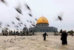 Israeli Settlers Storm Al-Aqsa Mosque Compound Under Heavy Police Escort