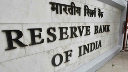 Indian Economy Shows Resilience Despite Weak Global Growth: RBI
