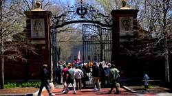 Trump Administration Revokes Harvard's Right to Host International Students
