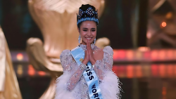 Thailand’s Opal Suchata Chuangsri Crowned Miss World 2025 in India