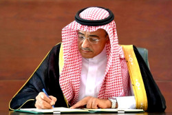 KSrelief Signs Deal to Set Up Four Water Desalination Plants in Gaza Strip