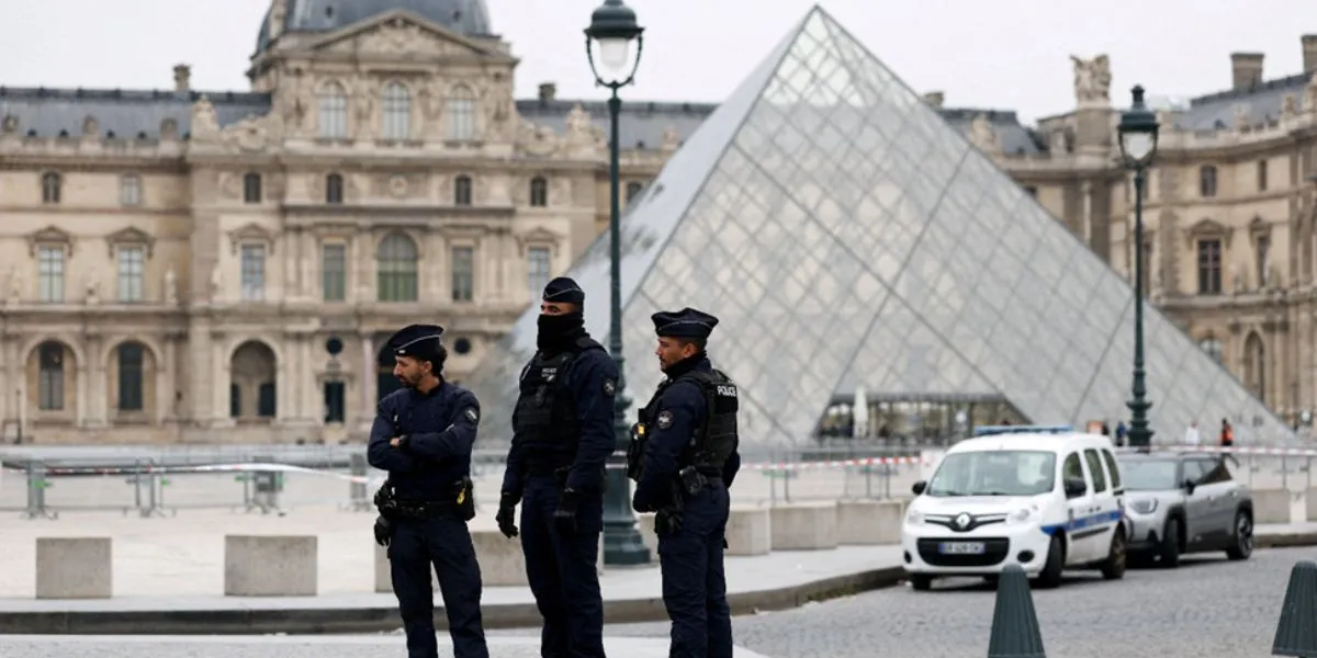 Suspects Arrested In Daring Louvre Crown Jewels Heist In Paris