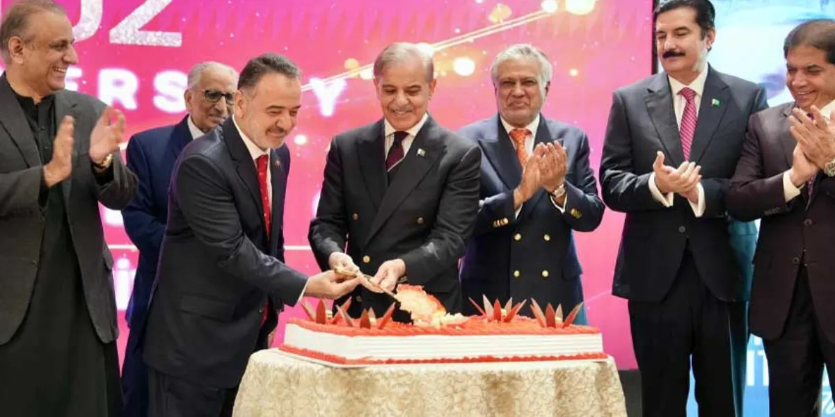 Pakistan PM Shehbaz Sharif Hails Erdoğan’s Leadership, Calls Pakistan–Turkiye “Two Bodies, One Soul” at Republic Day Event