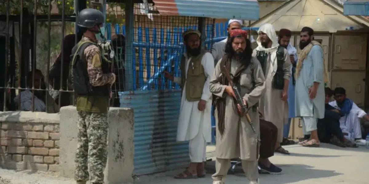 Pakistan and Afghan Taliban Agree to Extend Istanbul Talks, as Türkiye and Qatar Mediate for Lasting Ceasefire