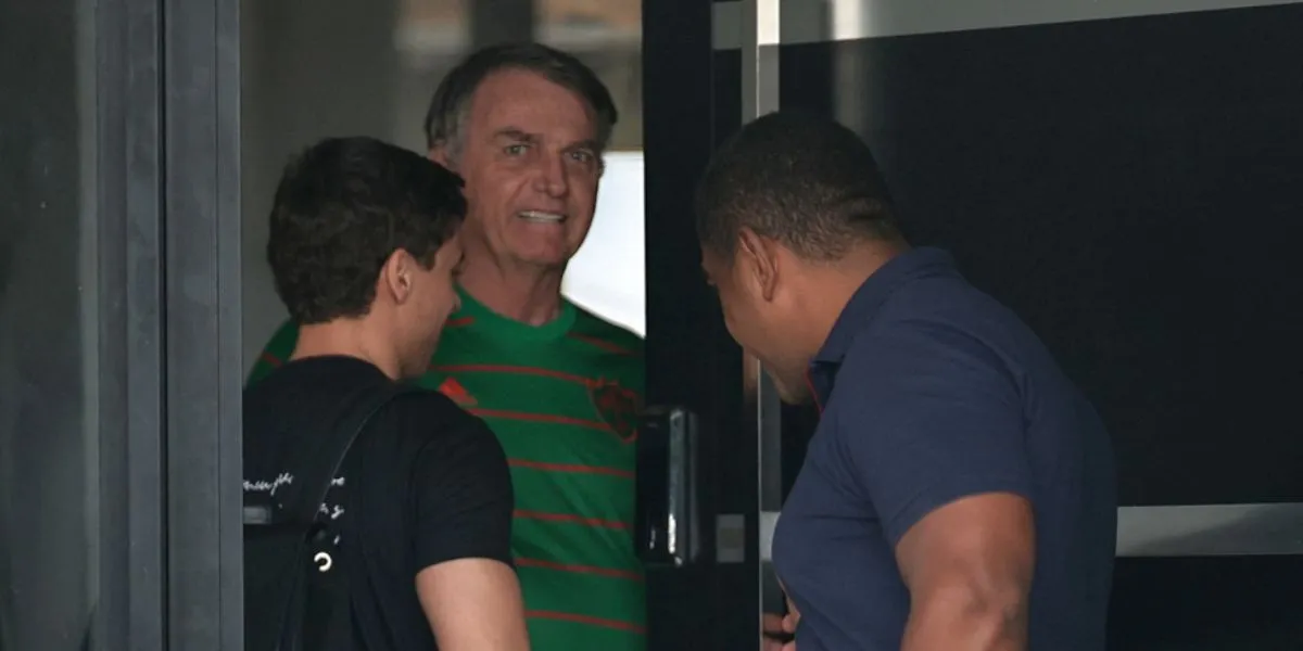Bolsonaro Detained In Brasilia Amid Preventive Police Coup Probe