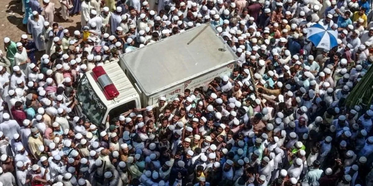 Tens Of Thousands Attend Funeral Of Slain Bangladesh Youth Leader