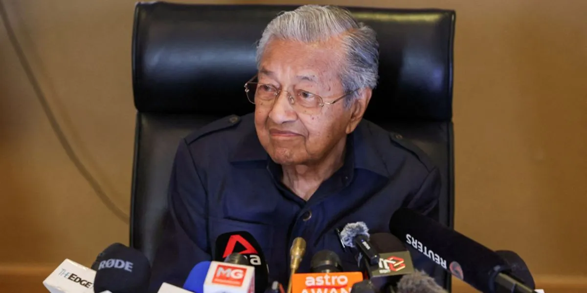 Malaysia’s Former Prime Minister Mahathir Hospitalized At Age One Hundred
