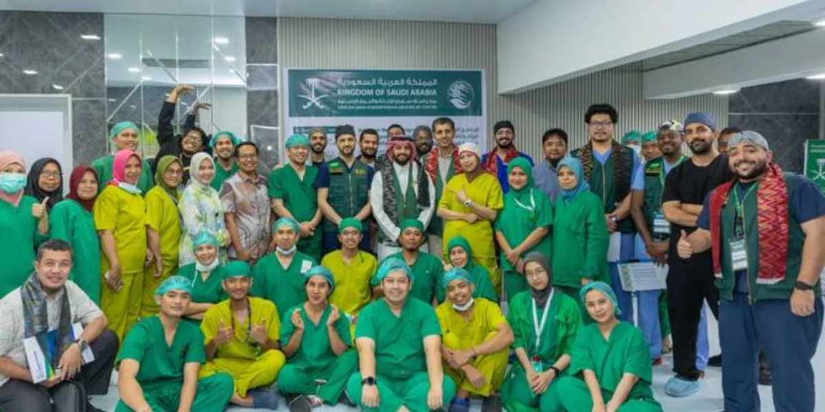 Saudi Surgeons Train Indonesian Doctors In Maxillofacial And Thyroid Surgery